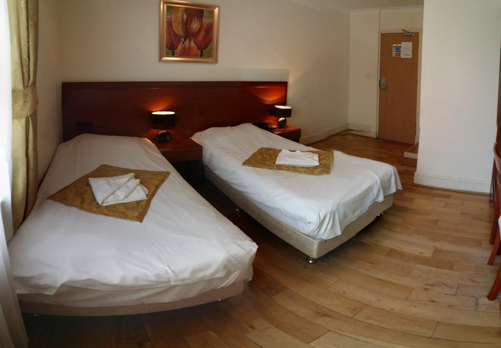 Corner House Hotel Londres Habitación foto